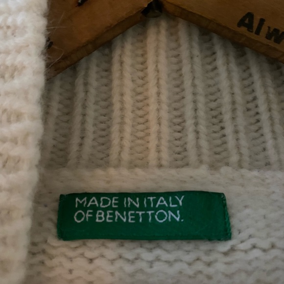 ✨SOLD✨Benetton wool sweater - Picture 4 of 5